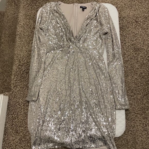 Express woman Dress - Picture 10 of 10